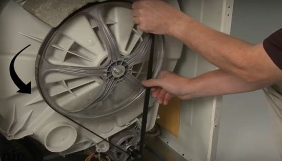 ضعیف شدن موتور ماشین لباسشویی به دلیل نامناسب بودن و حجم زیاد